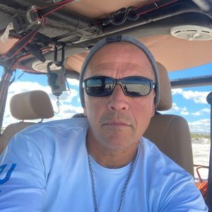 Meet your Posher, Eddy